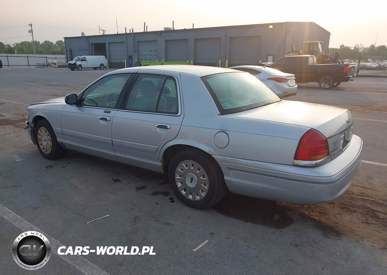 2003 Ford Crown Victoria Standard VIN:2FAFP73WX3X149364 - 3