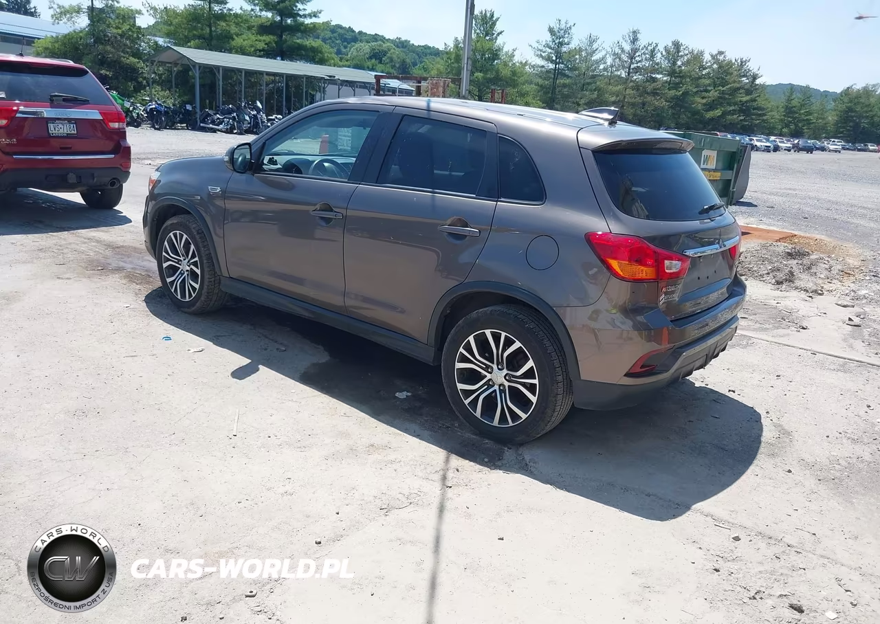 2018 Mitsubishi Outlander Sport 2.0 Es VIN:JA4AP3AU7JU016722 - 3