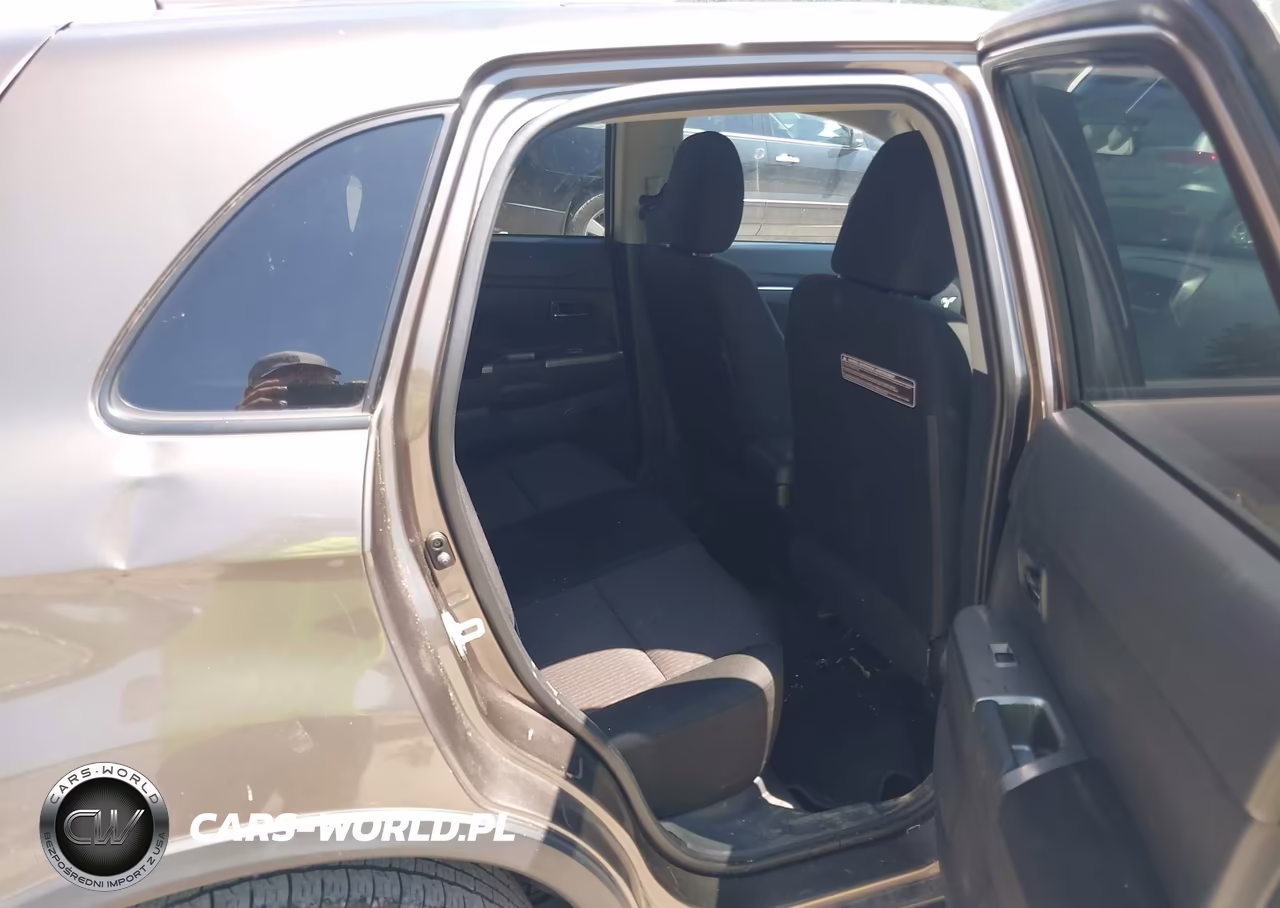 2018 Mitsubishi Outlander Sport 2.0 Es VIN:JA4AP3AU7JU016722 - 8