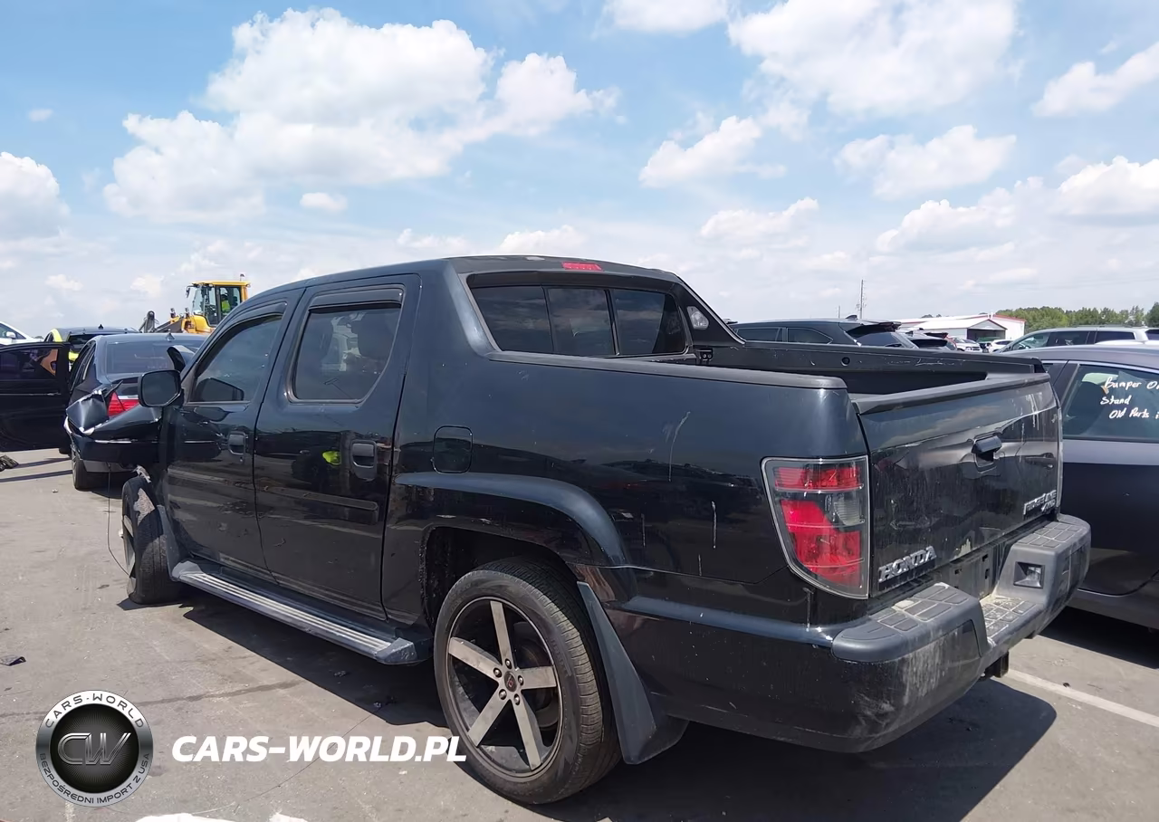 2014 Honda Ridgeline Sport VIN:5FPYK1F79EB013451 - 3