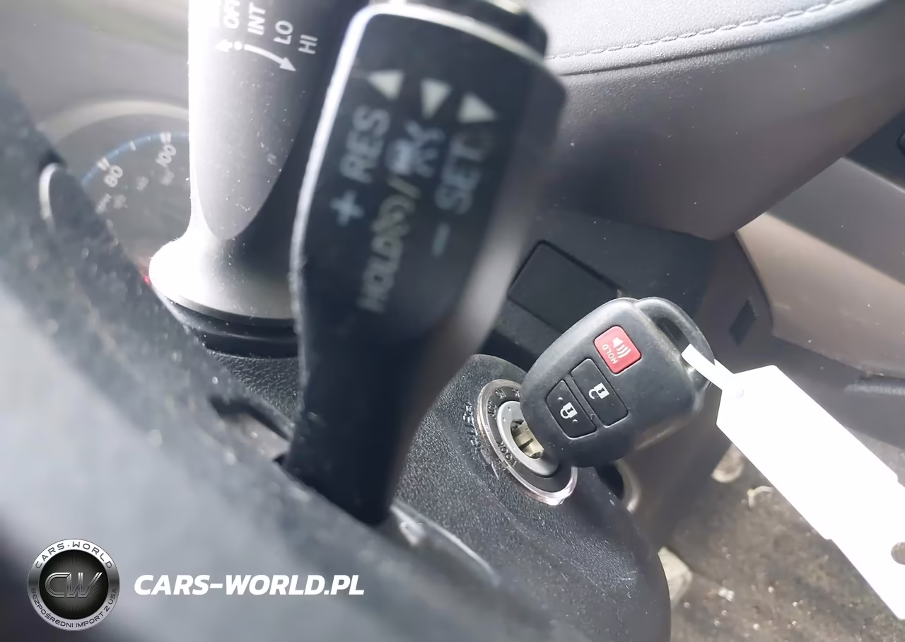 2018 Toyota Rav4 Le VIN:JTMBFREV0JJ200355 - 11