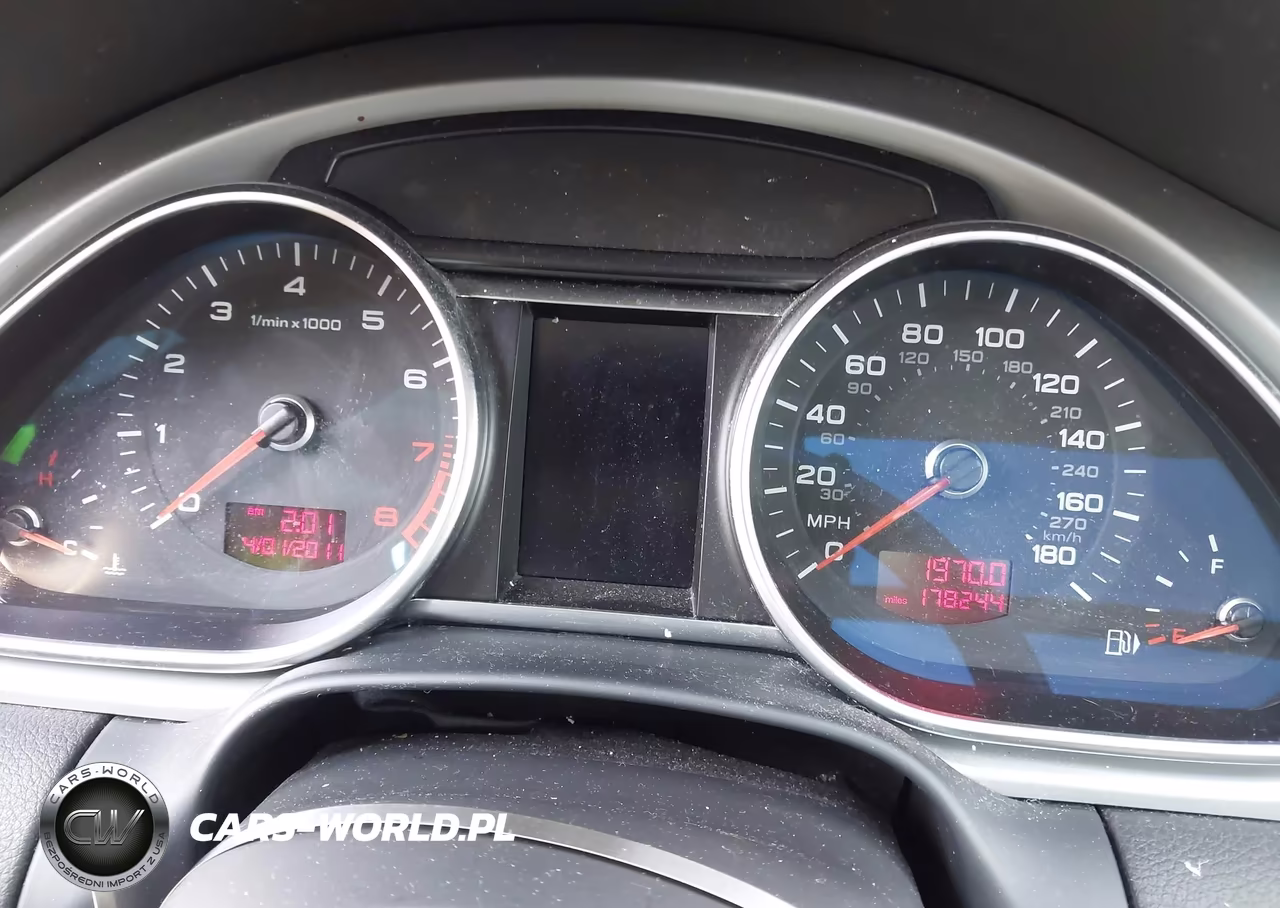 2010 Audi Q7 3.6 Premium VIN:WA1LYAFE4AD002434 - 7