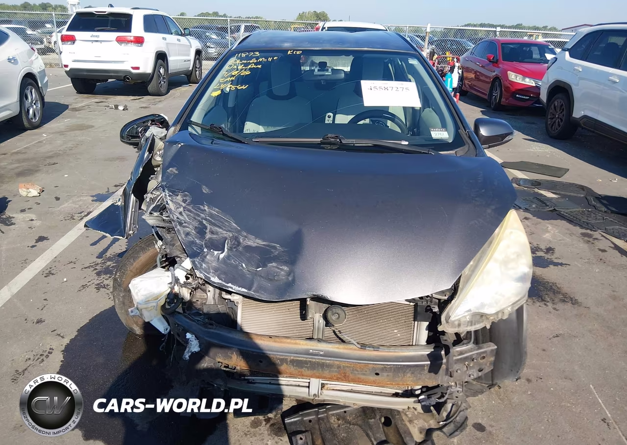 2012 Toyota Prius C Four-One-Three-Two VIN:JTDKDTB37C1522564 - 13