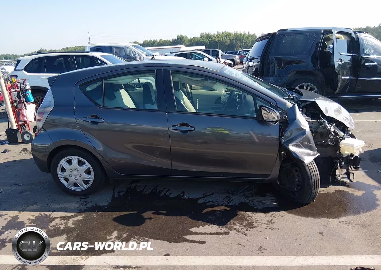 2012 Toyota Prius C Four-One-Three-Two VIN:JTDKDTB37C1522564 - 14