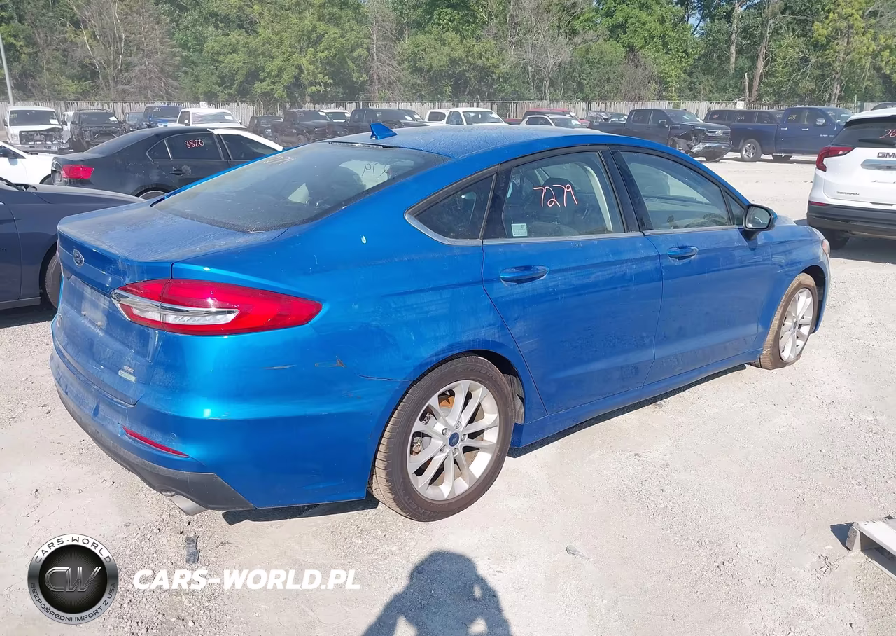 2020 Ford Fusion Se VIN:3FA6P0HDXLR105863 - 4