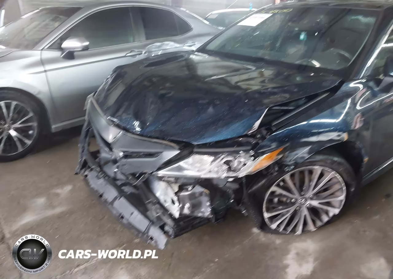 2018 Toyota Camry Se VIN:4T1B11HK4JU667855 - 6