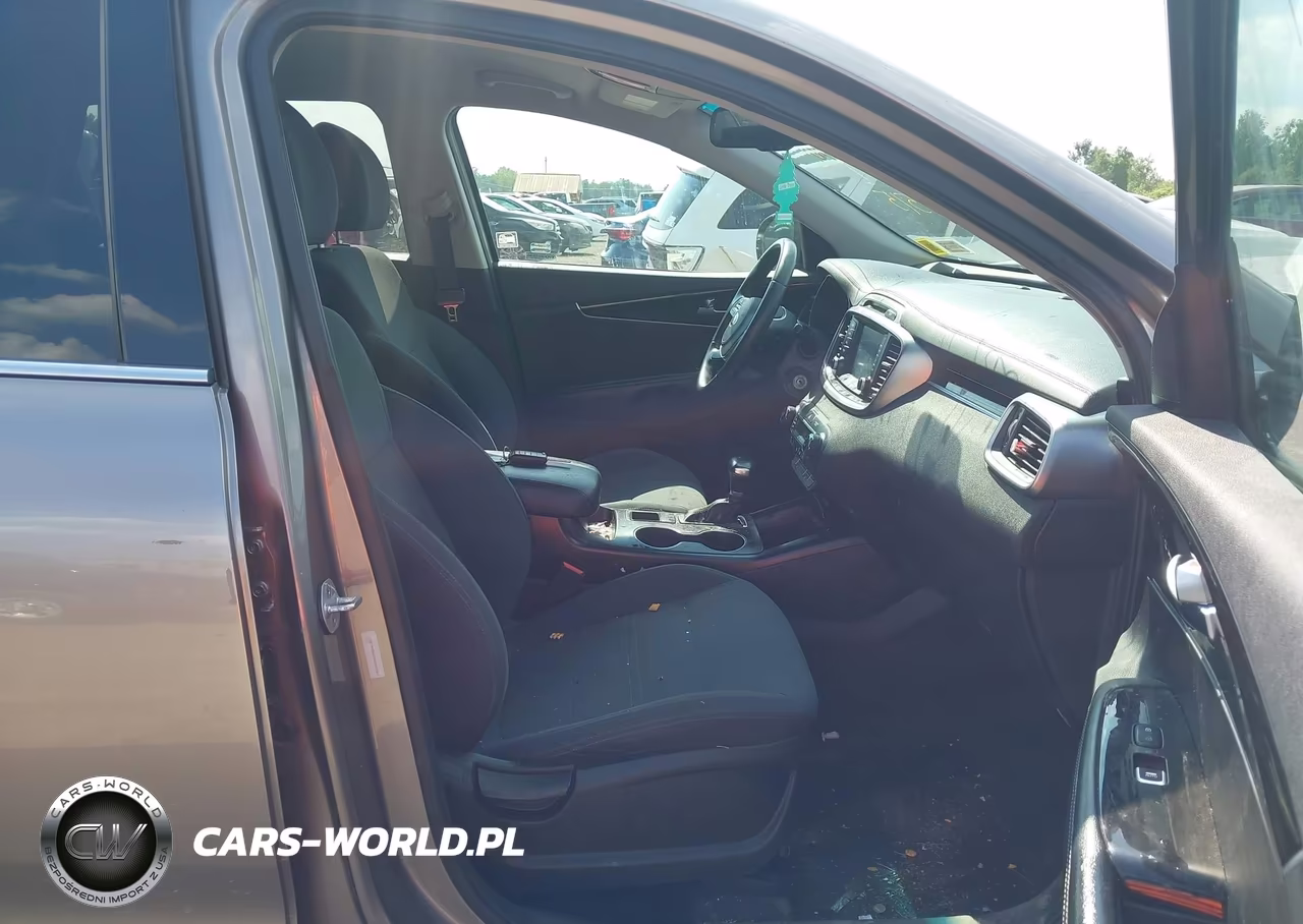 2019 Kia Sorento 2.4L Lx VIN:5XYPGDA3XKG440041 - 5