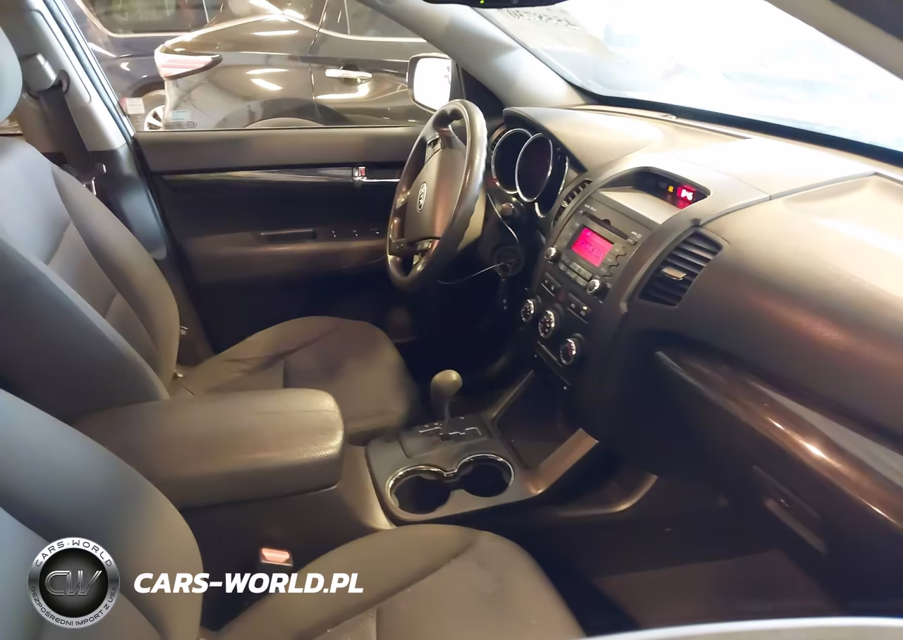 2012 Kia Sorento Lx VIN:5XYKT3A65CG190395 - 5
