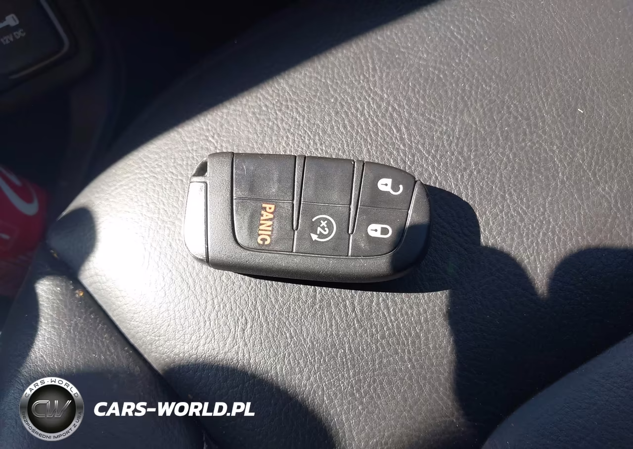 2021 Jeep Renegade Limited 4X4 VIN:ZACNJDD17MPN31996 - 11