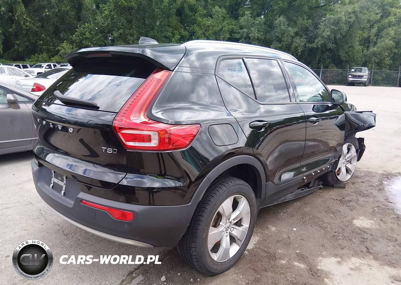 2020 Volvo Xc40 T5 Momentum VIN:YV4162UK2L2323840 - 4
