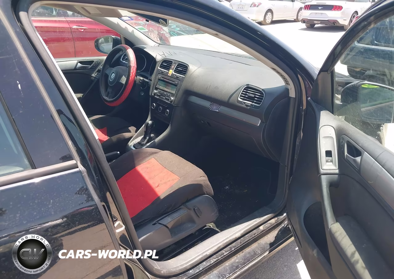 2014 Volkswagen Golf 2.5L (A6) (No Longer Orderable) VIN:WVWDB7AJ7EW007611 - 5