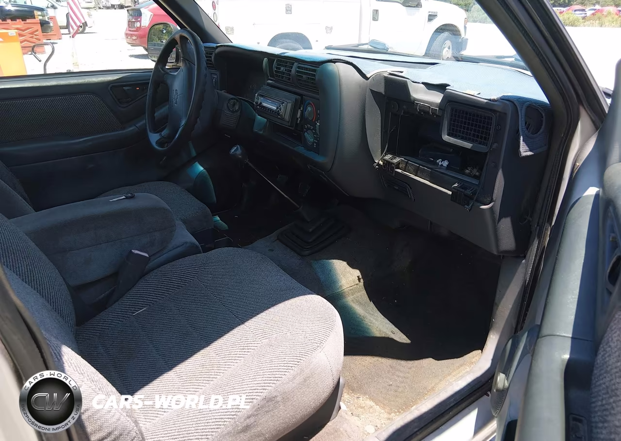 1995 Chevrolet S Truck S10 VIN:1GCCS1449SK124608 - 5