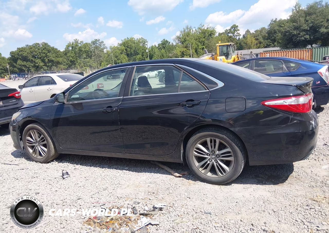 2016 Toyota Camry Se VIN:4T1BF1FK4GU191040 - 14