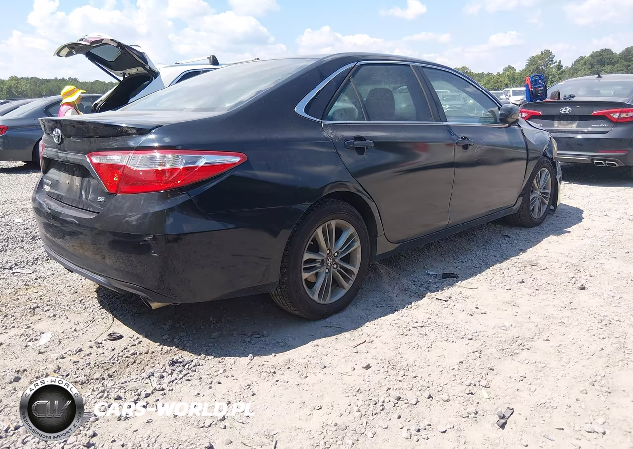 2016 Toyota Camry Se VIN:4T1BF1FK4GU191040 - 4