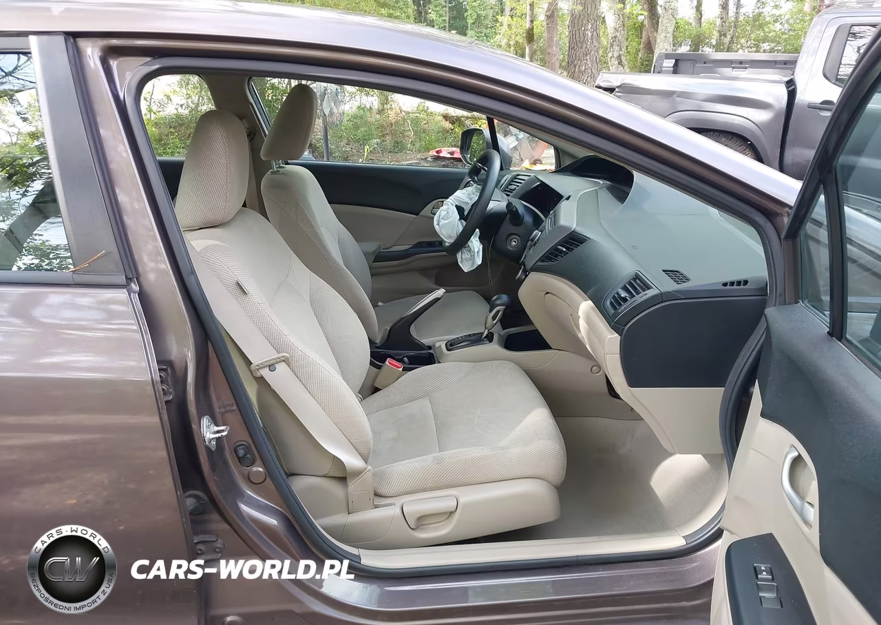 2012 Honda Civic Lx VIN:2HGFB2F5XCH503460 - 5