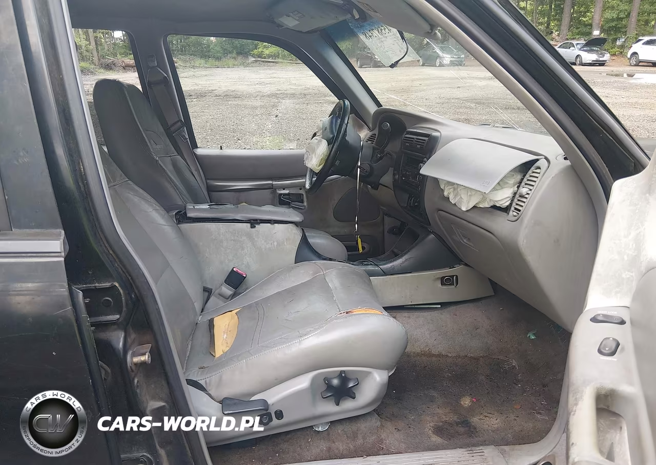 1999 Mercury Mountaineer VIN:4M2ZU55P3XUJ20791 - 5
