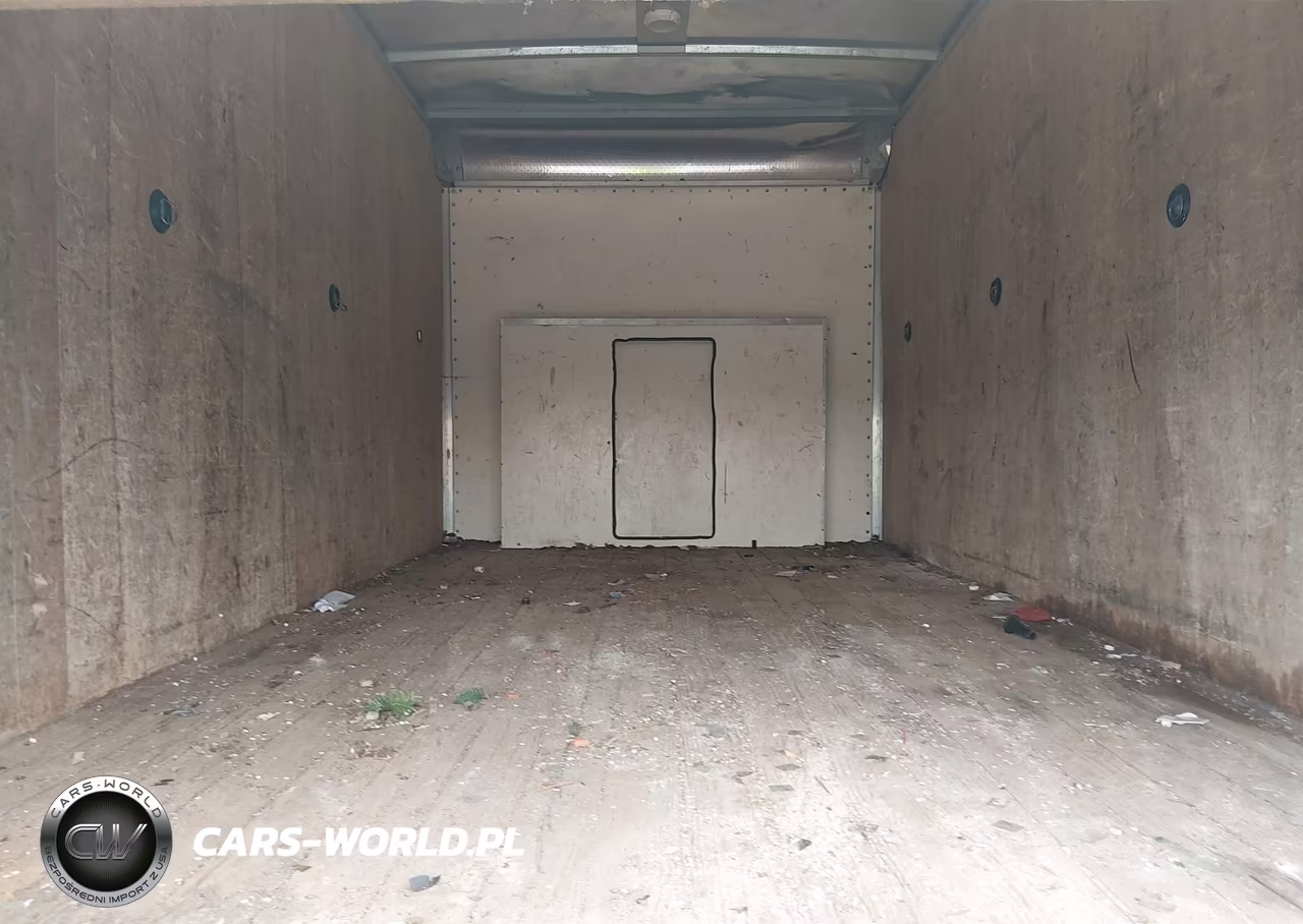 2019 Ford E-350 Cutaway VIN:1FDWE3F60KDC38592 - 16