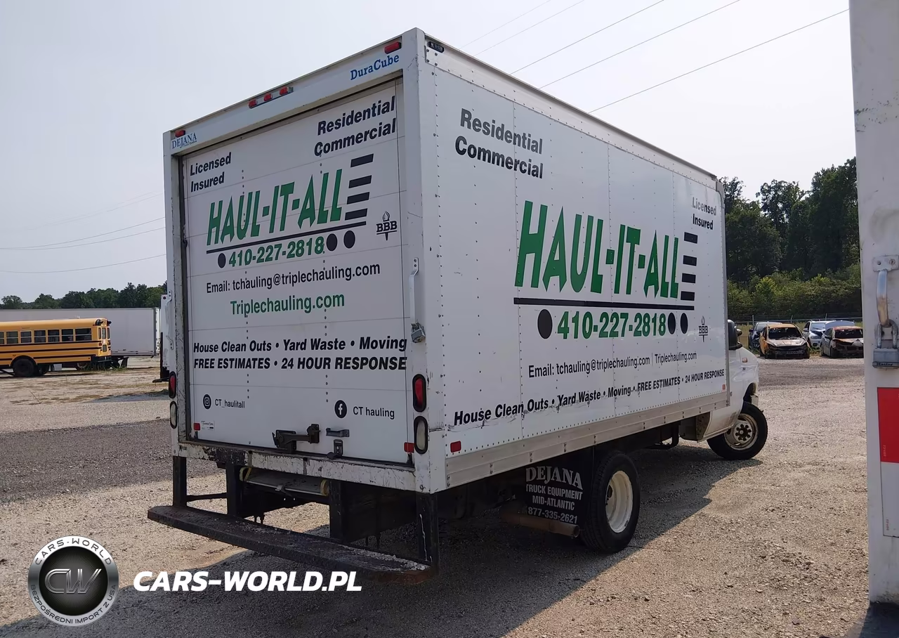 2019 Ford E-350 Cutaway VIN:1FDWE3F60KDC38592 - 4