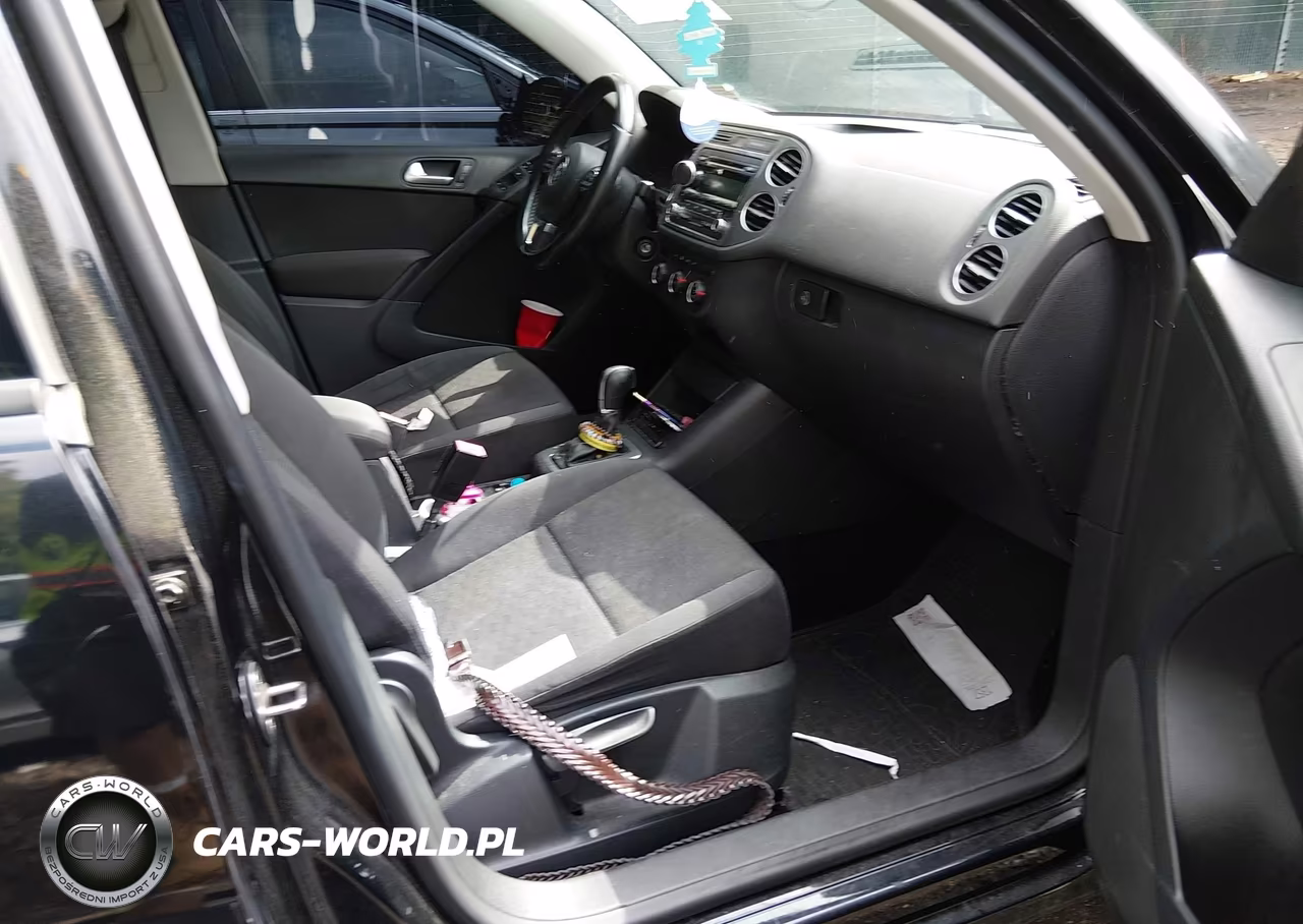 2014 Volkswagen Tiguan S VIN:WVGBV3AX0EW614957 - 5