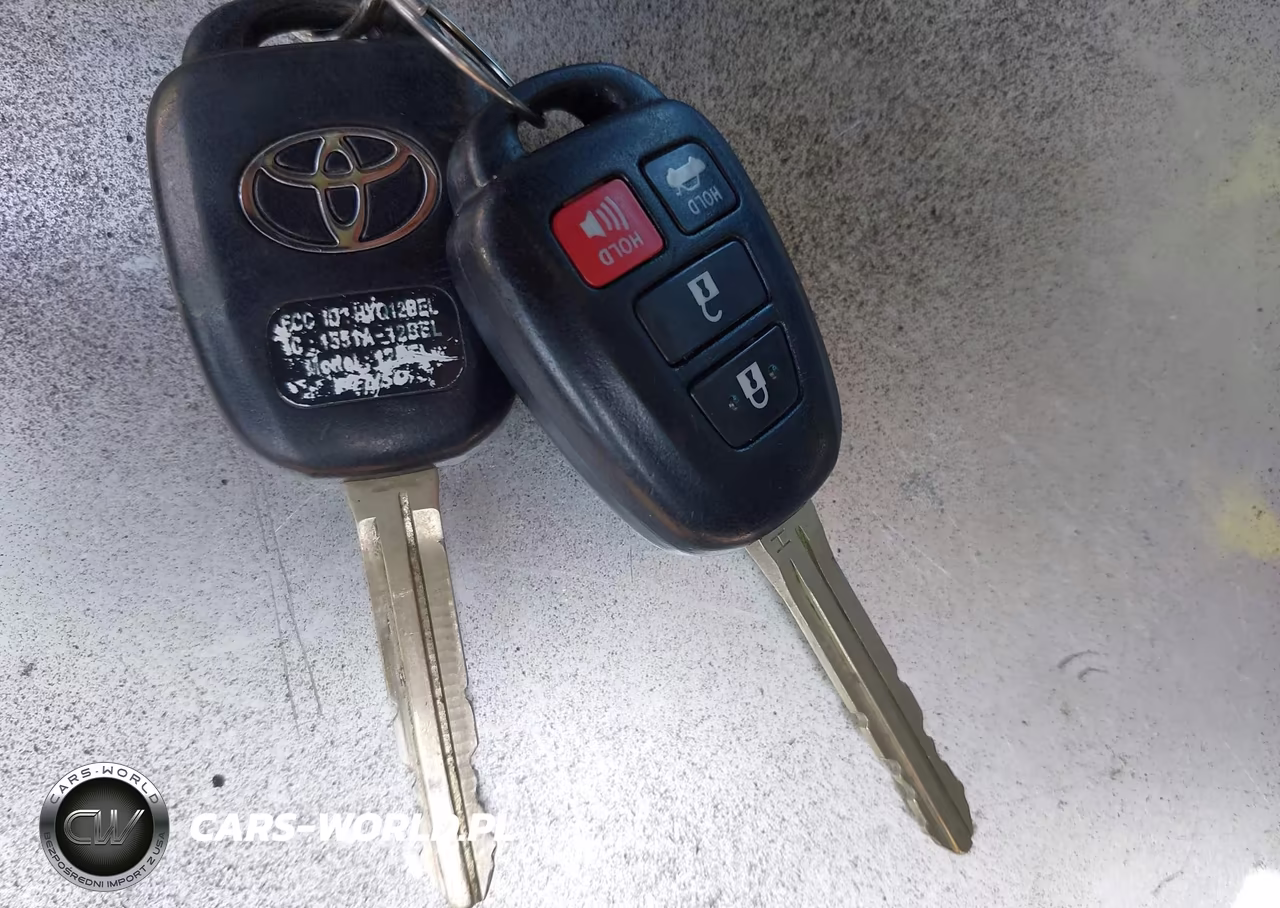 2015 Toyota Corolla Le VIN:5YFBURHE7FP303437 - 11