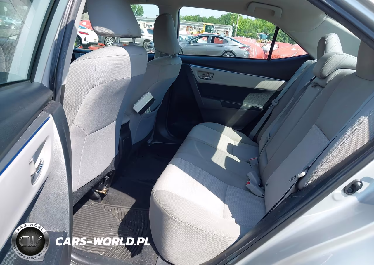 2015 Toyota Corolla Le VIN:5YFBURHE7FP303437 - 8
