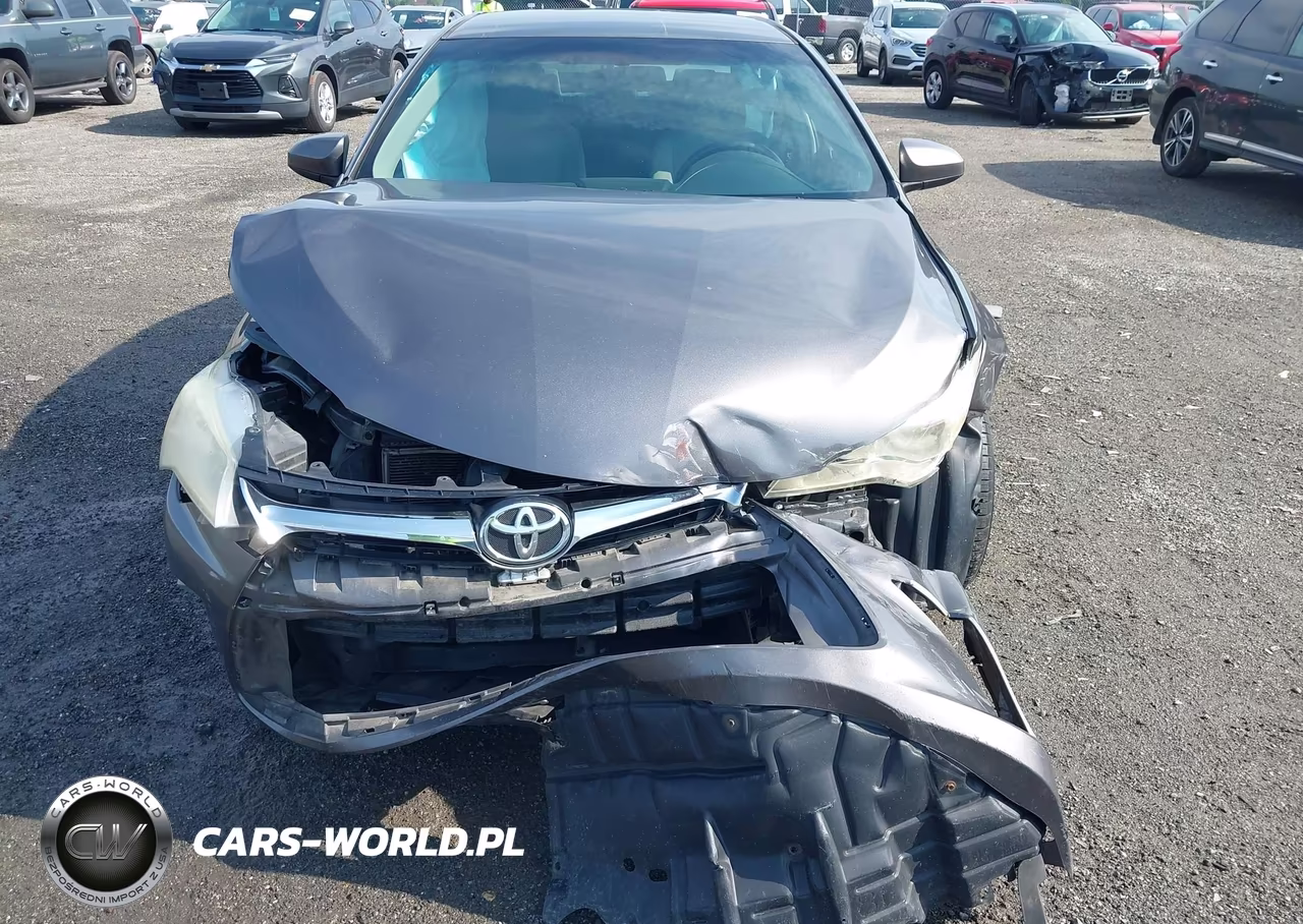 2016 Toyota Camry Le VIN:4T1BF1FK4GU122137 - 12
