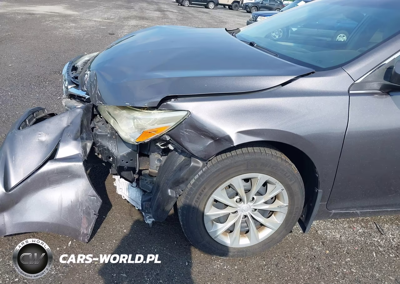 2016 Toyota Camry Le VIN:4T1BF1FK4GU122137 - 6