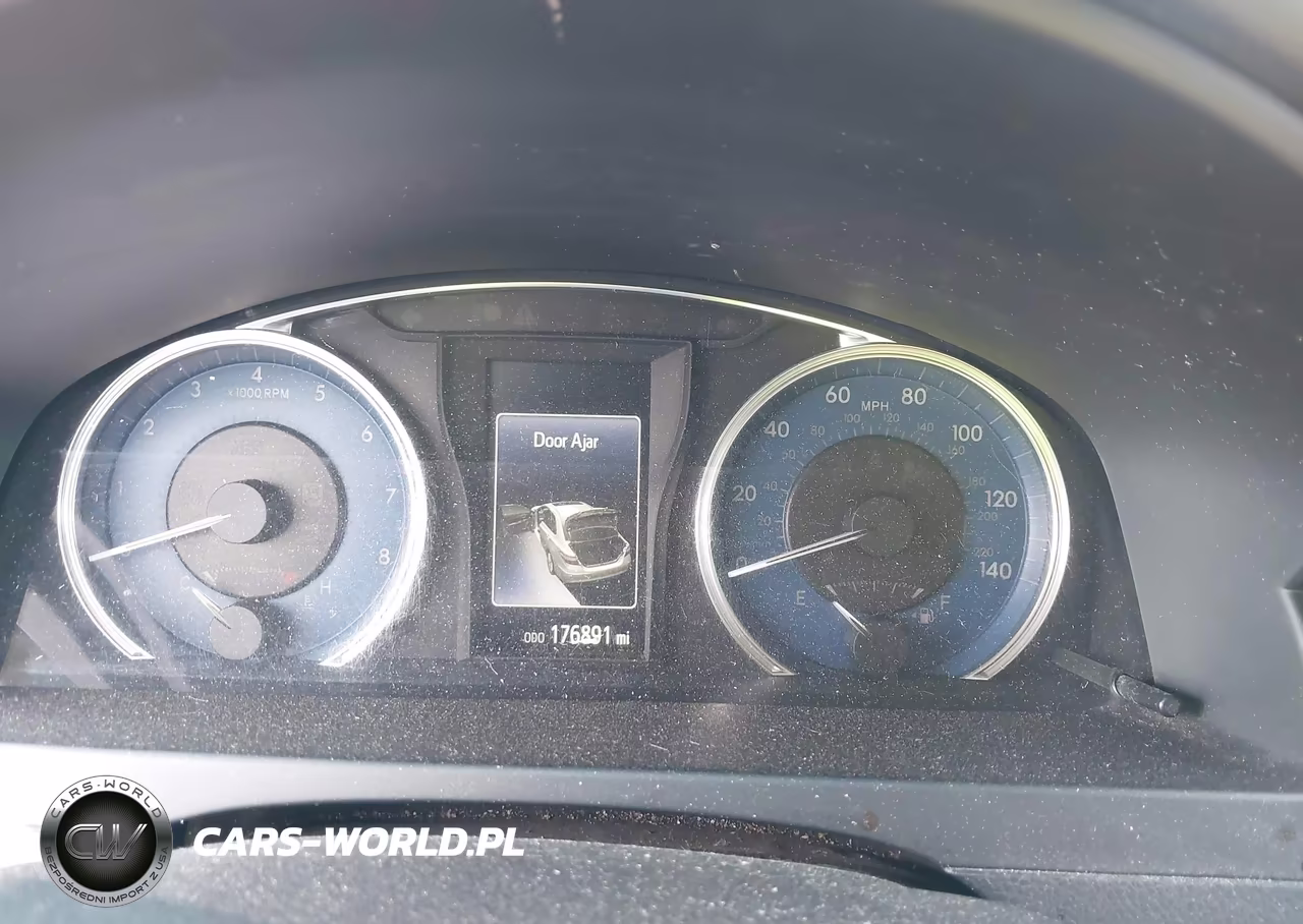 2016 Toyota Camry Le VIN:4T1BF1FK4GU122137 - 7