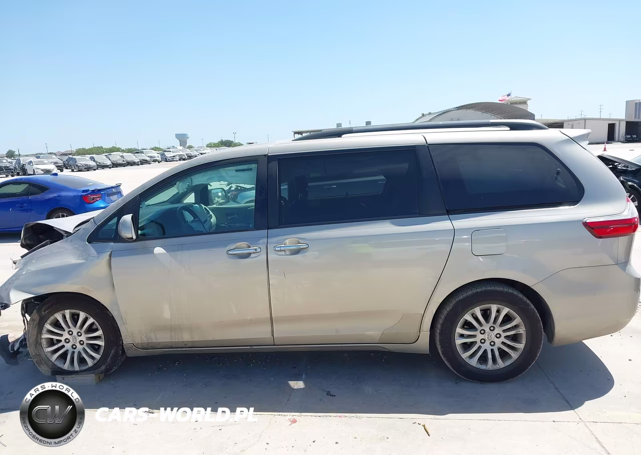 2016 Toyota Sienna Xle 8 Passenger VIN:5TDYK3DC6GS741912 - 14