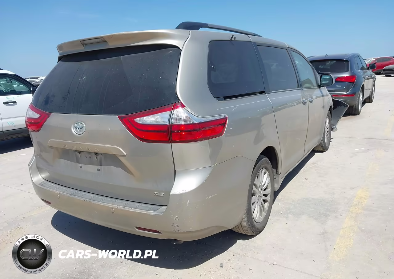2016 Toyota Sienna Xle 8 Passenger VIN:5TDYK3DC6GS741912 - 4