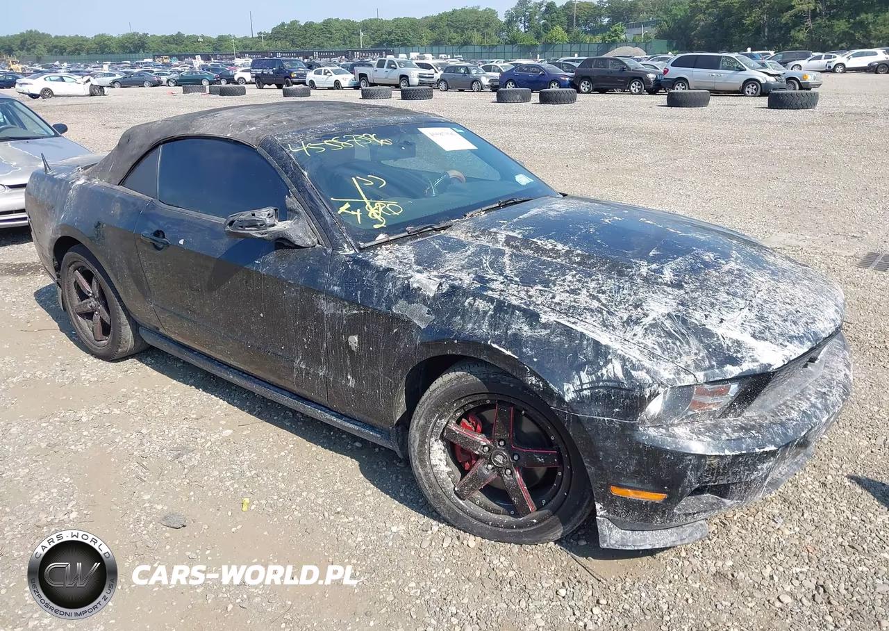 2012 Ford Mustang V6