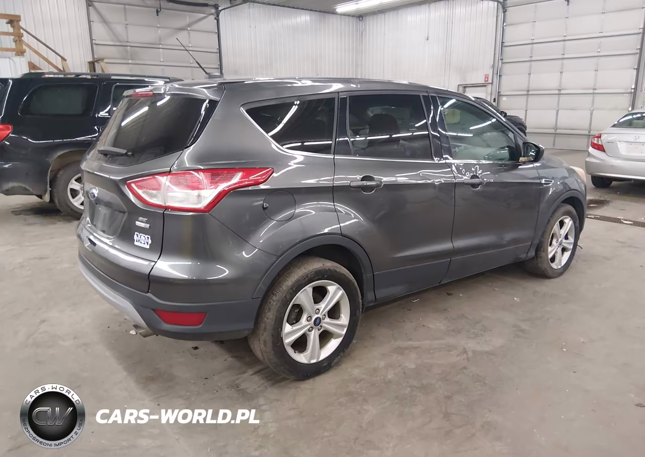 2015 Ford Escape Se VIN:1FMCU9GX2FUB82600 - 4
