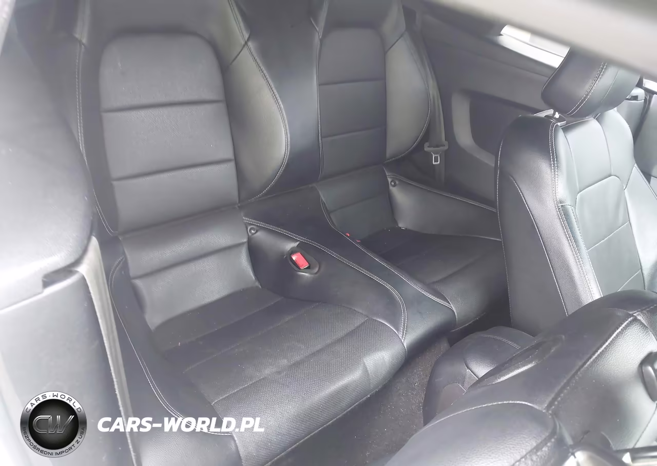 2019 Ford Mustang Ecoboost Premium VIN:1FATP8UHXK5158607 - 8