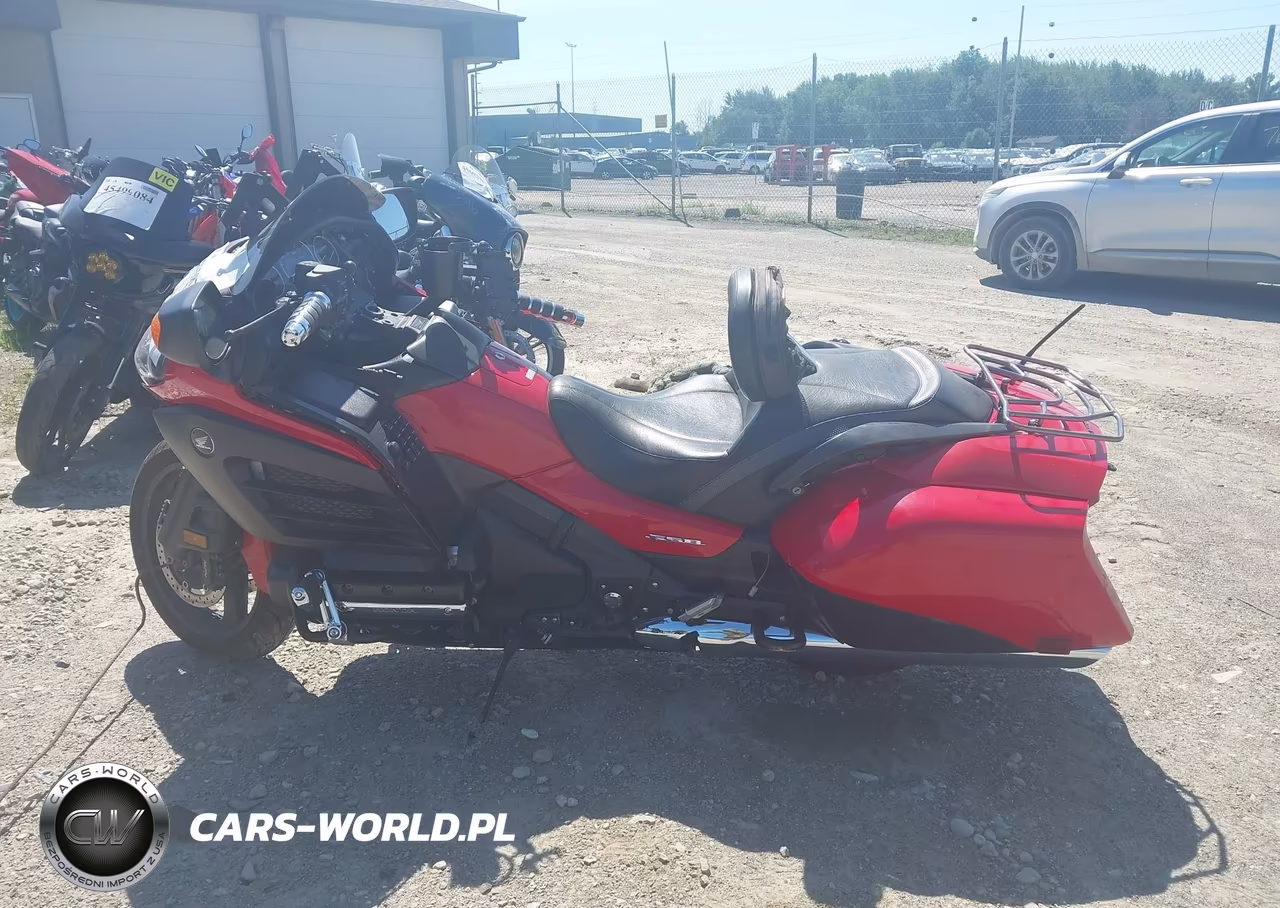 2013 Honda Gl1800 B VIN:JH2SC6847DK000881 - 12