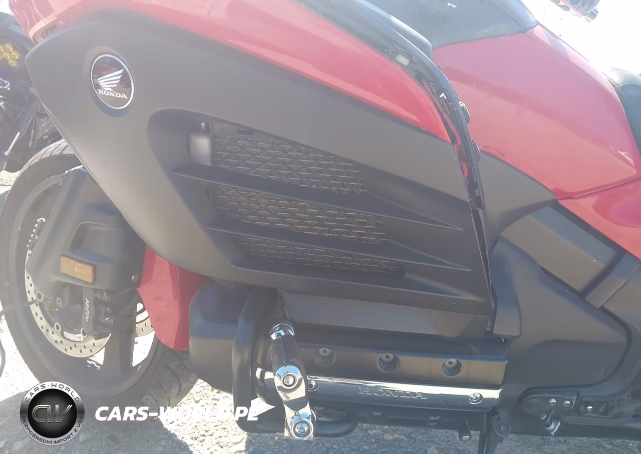 2013 Honda Gl1800 B VIN:JH2SC6847DK000881 - 9