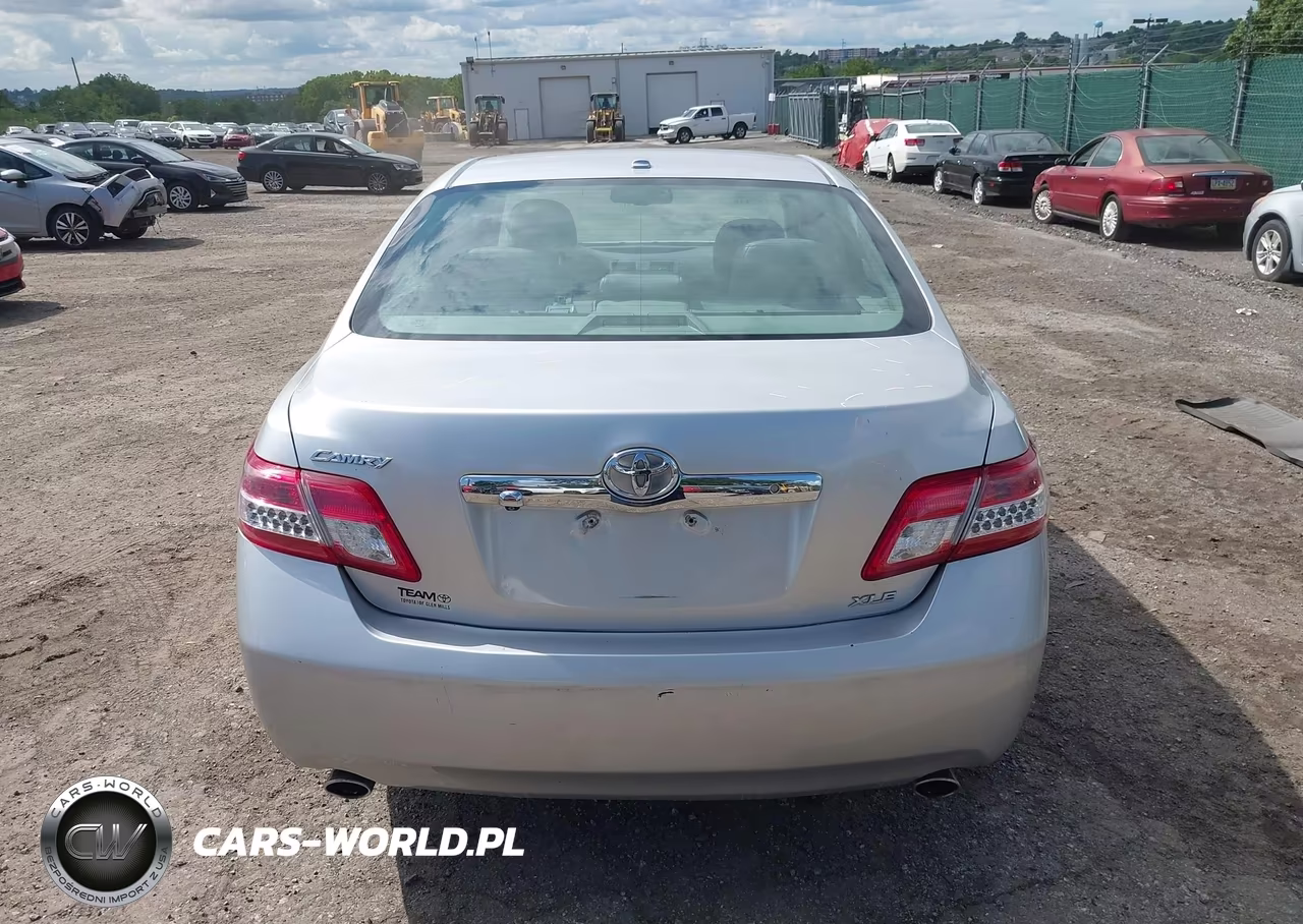 2011 Toyota Camry Xle V6 VIN:4T1BK3EK2BU630169 - 16