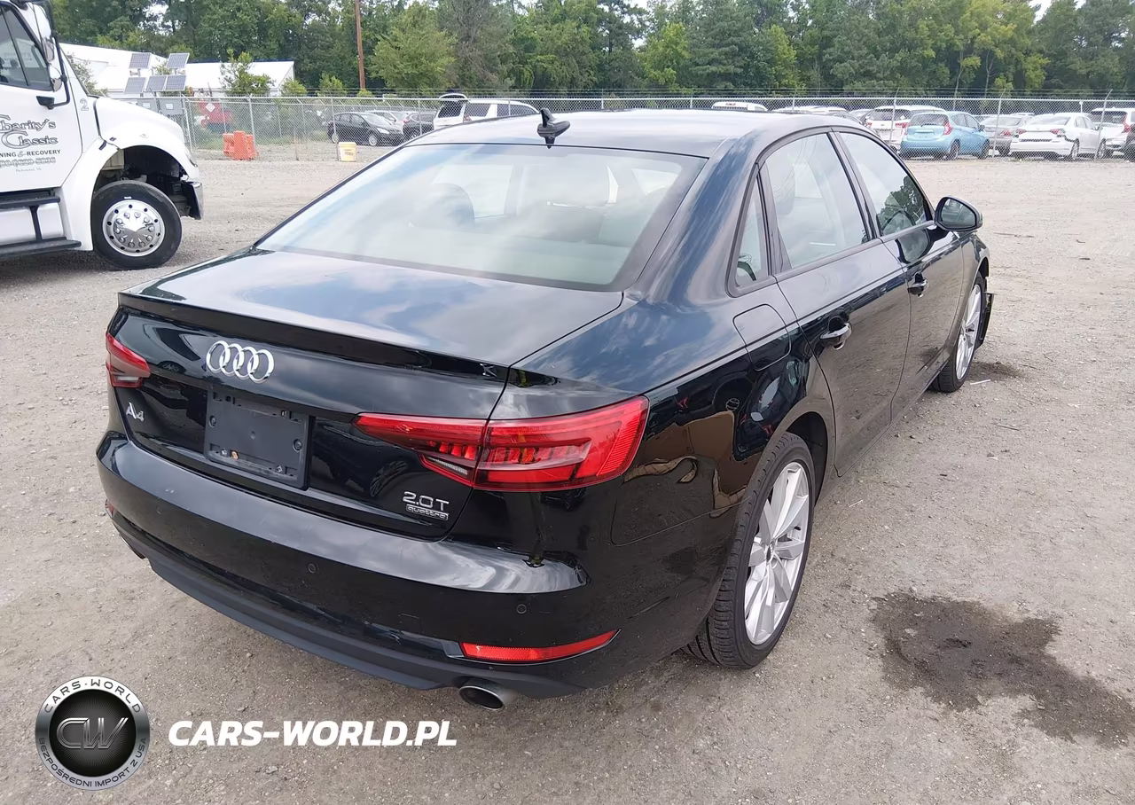 2017 Audi A4 Premium VIN:WAUANAF49HN010530 - 4