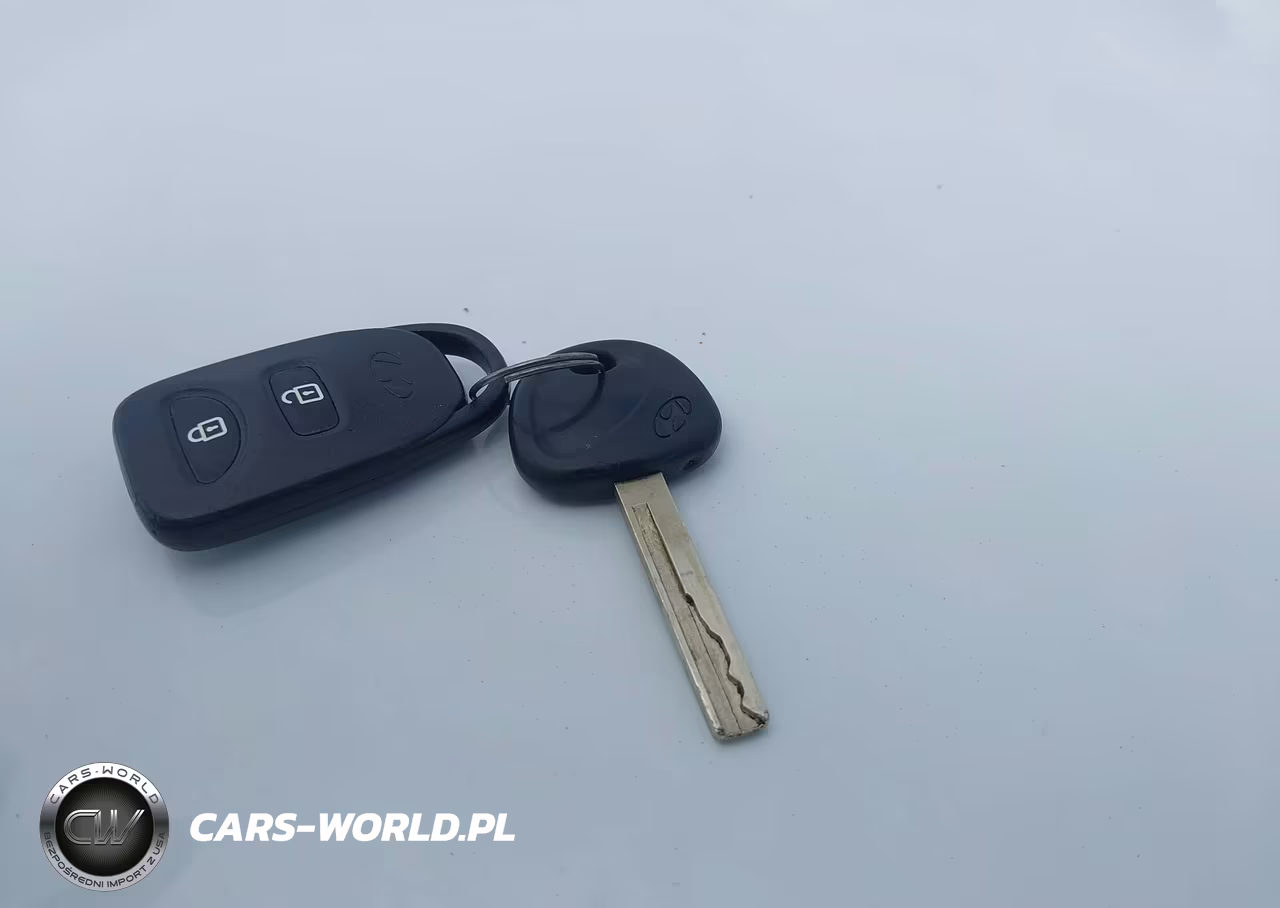 2013 Hyundai Accent Gls VIN:KMHCT4AE5DU420434 - 11
