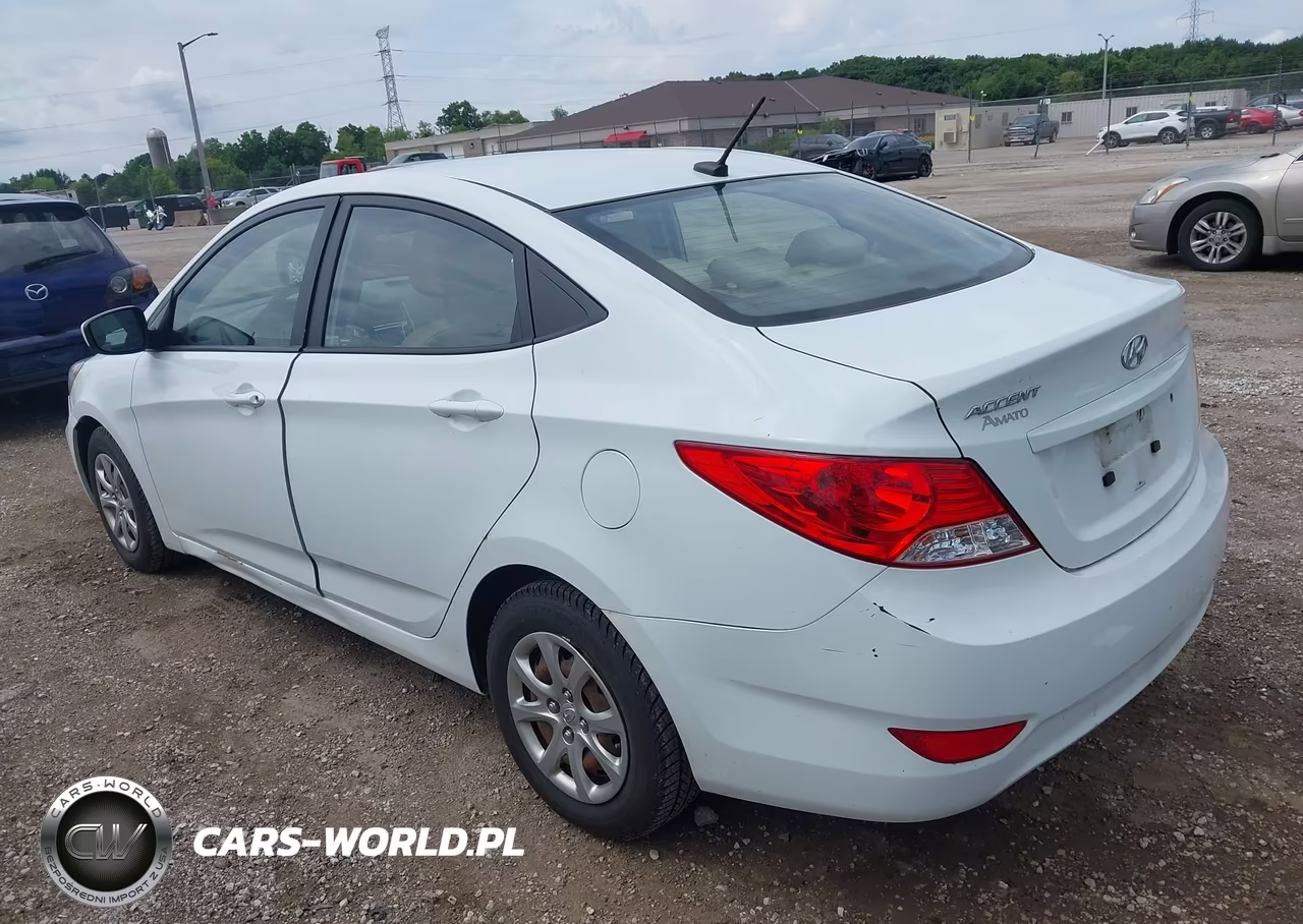 2013 Hyundai Accent Gls VIN:KMHCT4AE5DU420434 - 3
