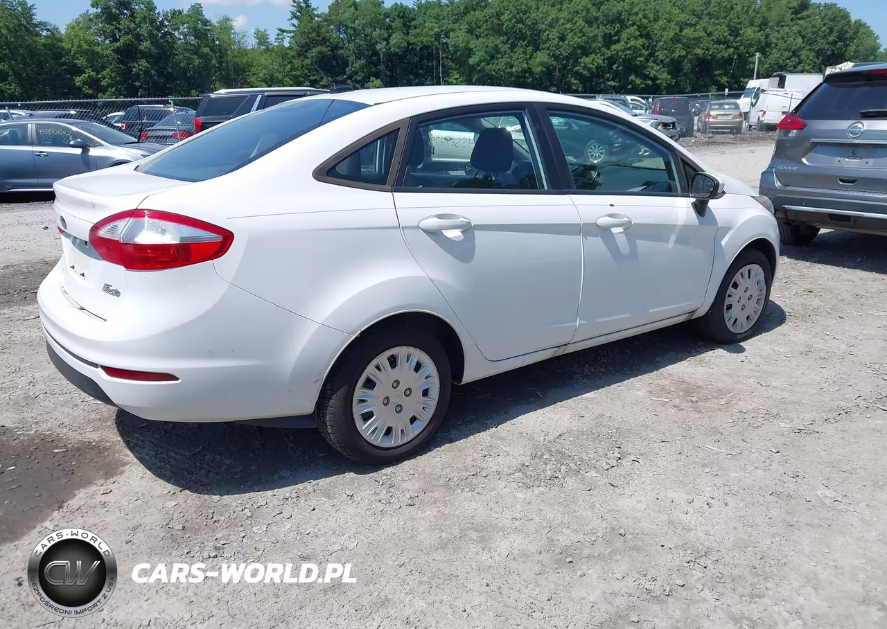 2016 Ford Fiesta S VIN:3FADP4AJ2GM128362 - 4