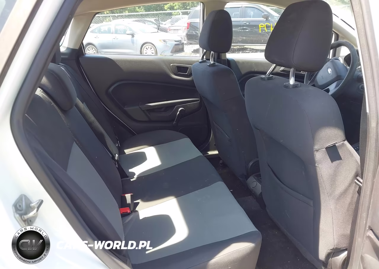 2016 Ford Fiesta S VIN:3FADP4AJ2GM128362 - 8