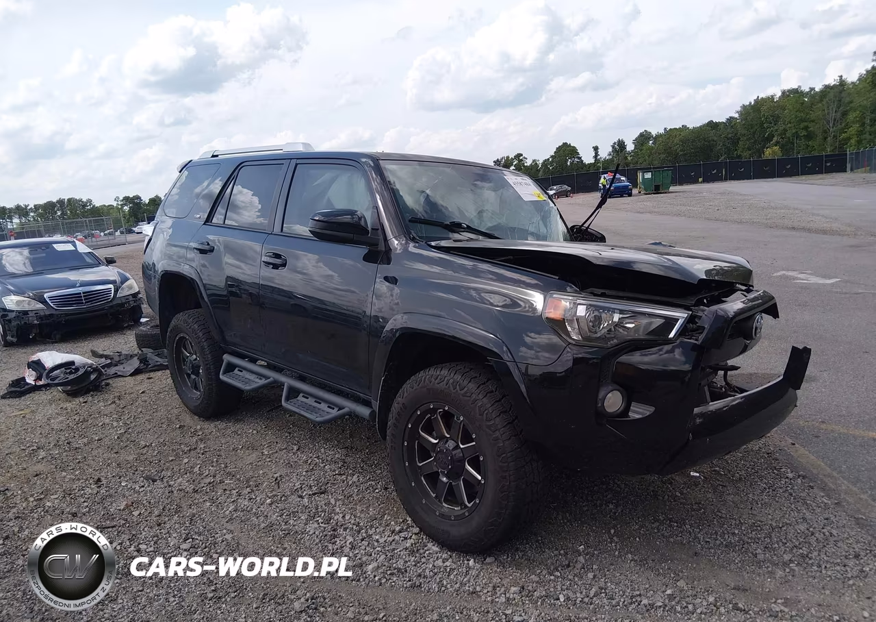 2014 Toyota 4Runner Sr5 – zdjęcie 1 z 17
