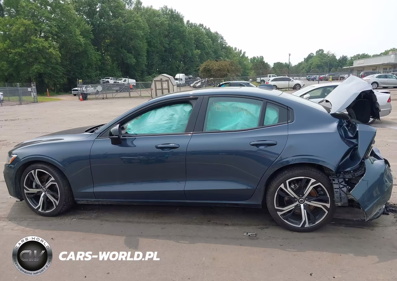 2023 Volvo S60 B5 Core Dark Theme VIN:7JRL12FV0PG236224 - 14