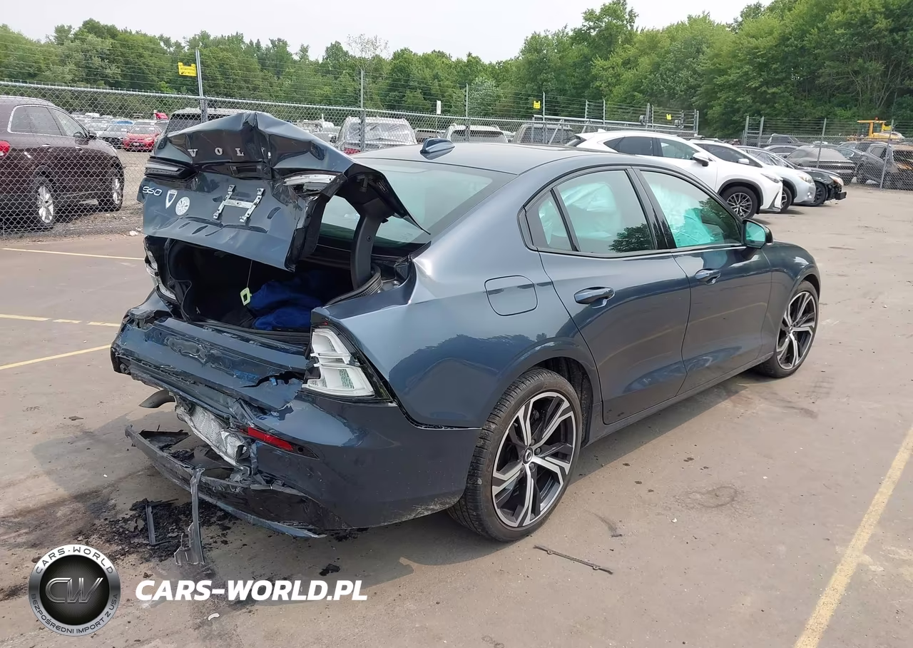 2023 Volvo S60 B5 Core Dark Theme VIN:7JRL12FV0PG236224 - 4