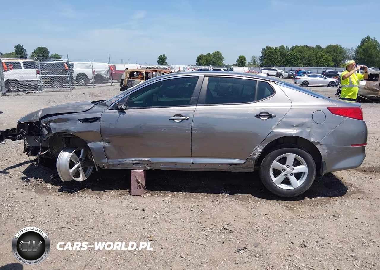 2014 Kia Optima Lx VIN:5XXGM4A79EG334622 - 15