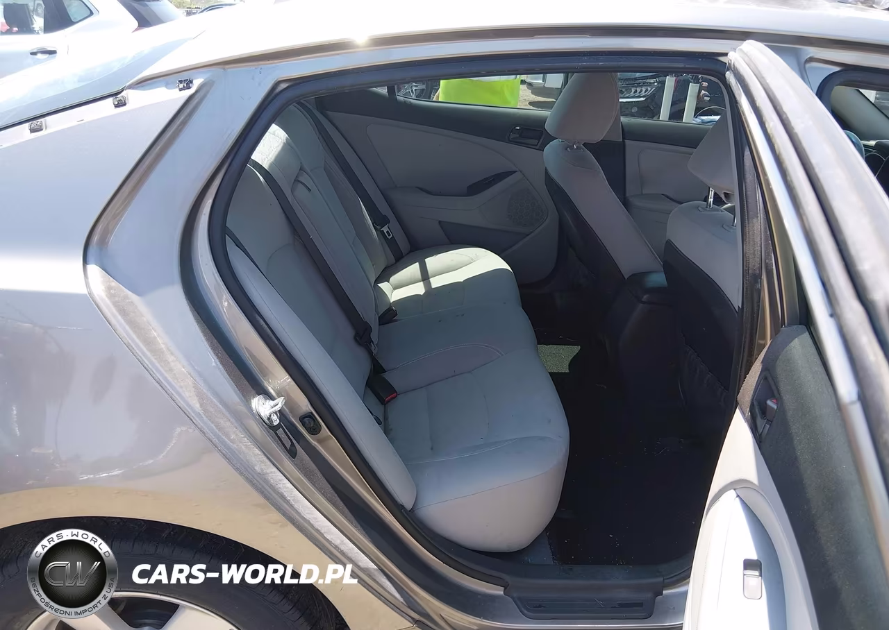2014 Kia Optima Lx VIN:5XXGM4A79EG334622 - 8