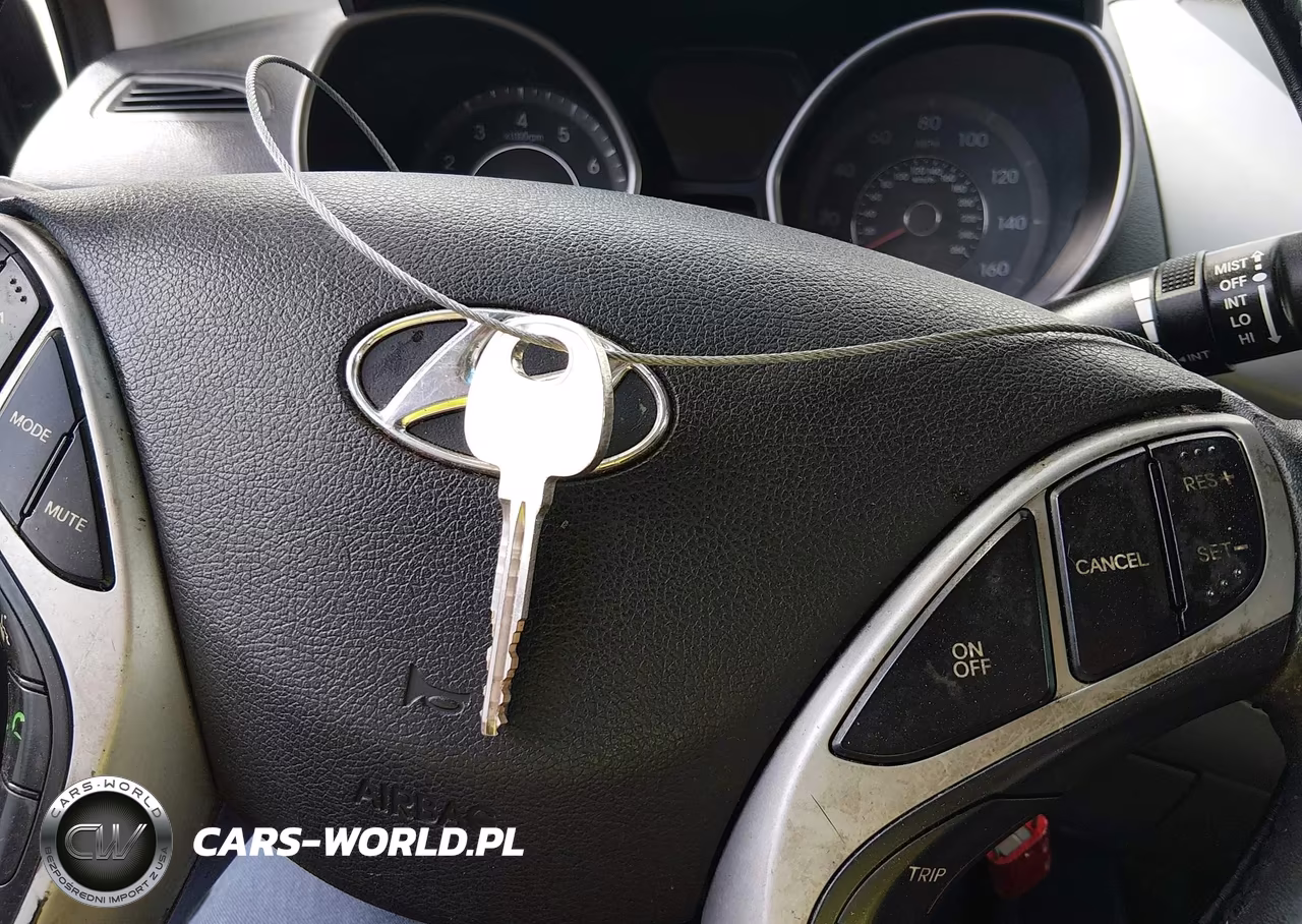 2012 Hyundai Elantra Limited VIN:5NPDH4AE3CH111600 - 11
