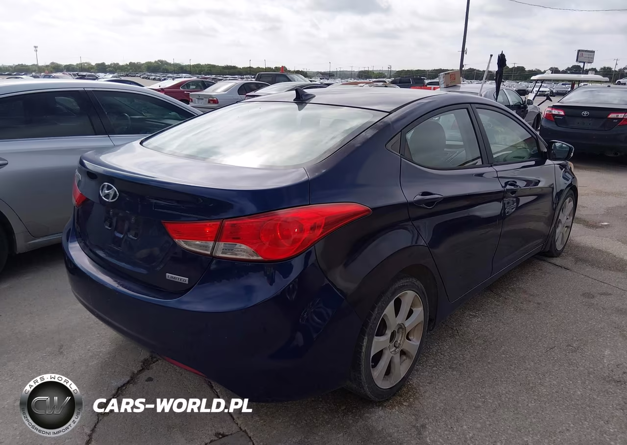 2012 Hyundai Elantra Limited VIN:5NPDH4AE3CH111600 - 4