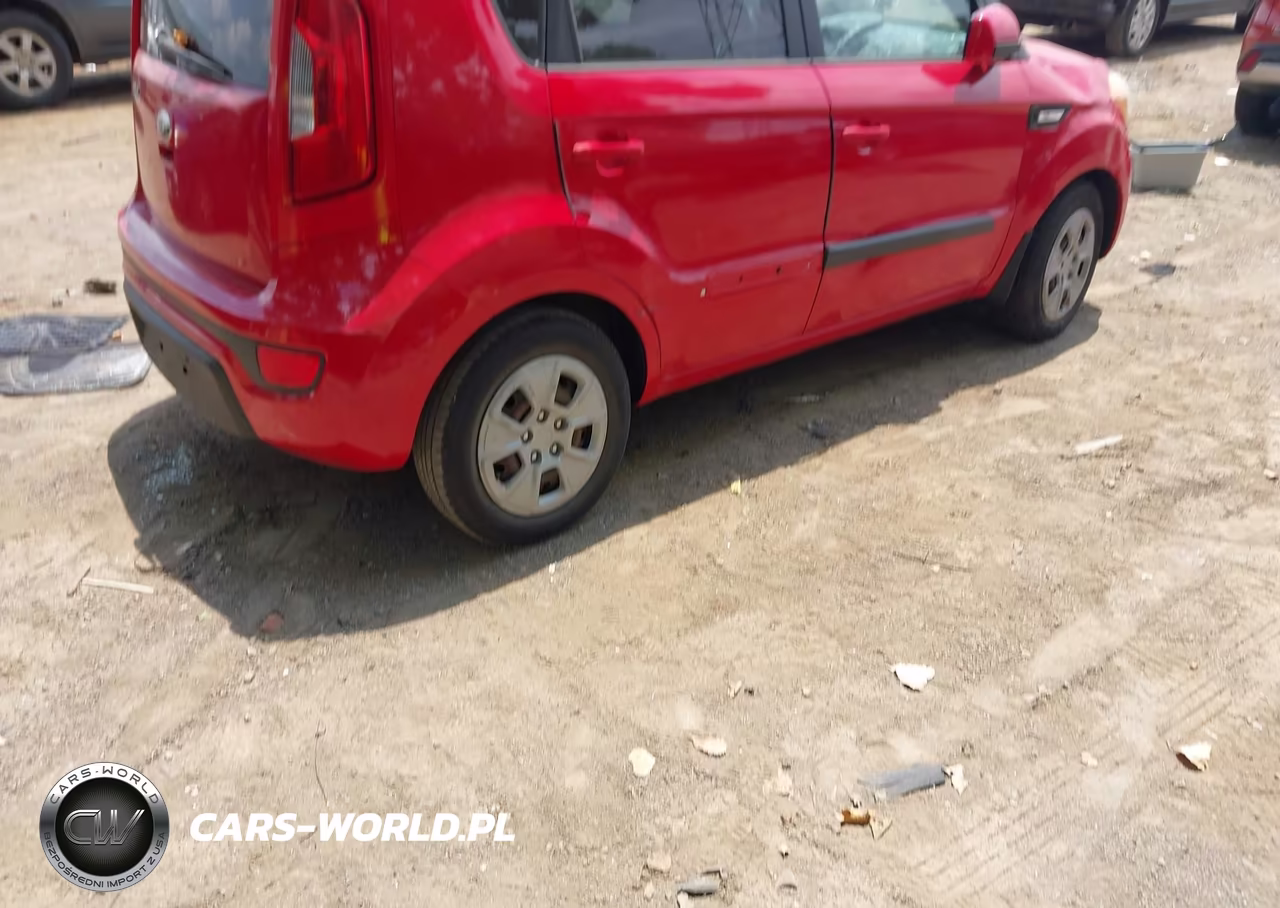 2013 Kia Soul VIN:KNDJT2A50D7576735 - 4