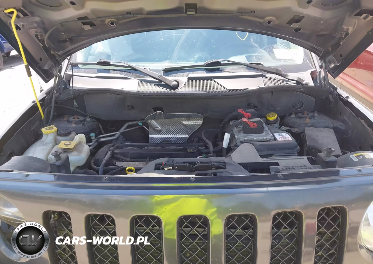 2016 Jeep Patriot Latitude VIN:1C4NJPFA4GD574731 - 10